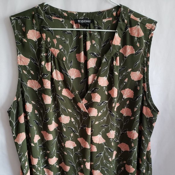 Roz & Ali Tops - Womns Sleeve less Roz & Ali Olive w/coral flowers